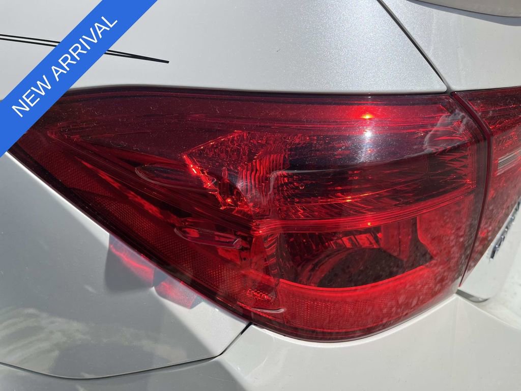 Used 2017 Toyota Corolla XSE w/ Carpet Mat Package (TMS) FWD image 9