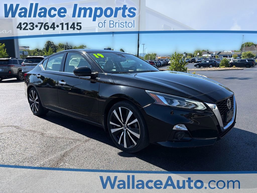 Used 2019 Nissan Altima 2.5 Platinum FWD image 1