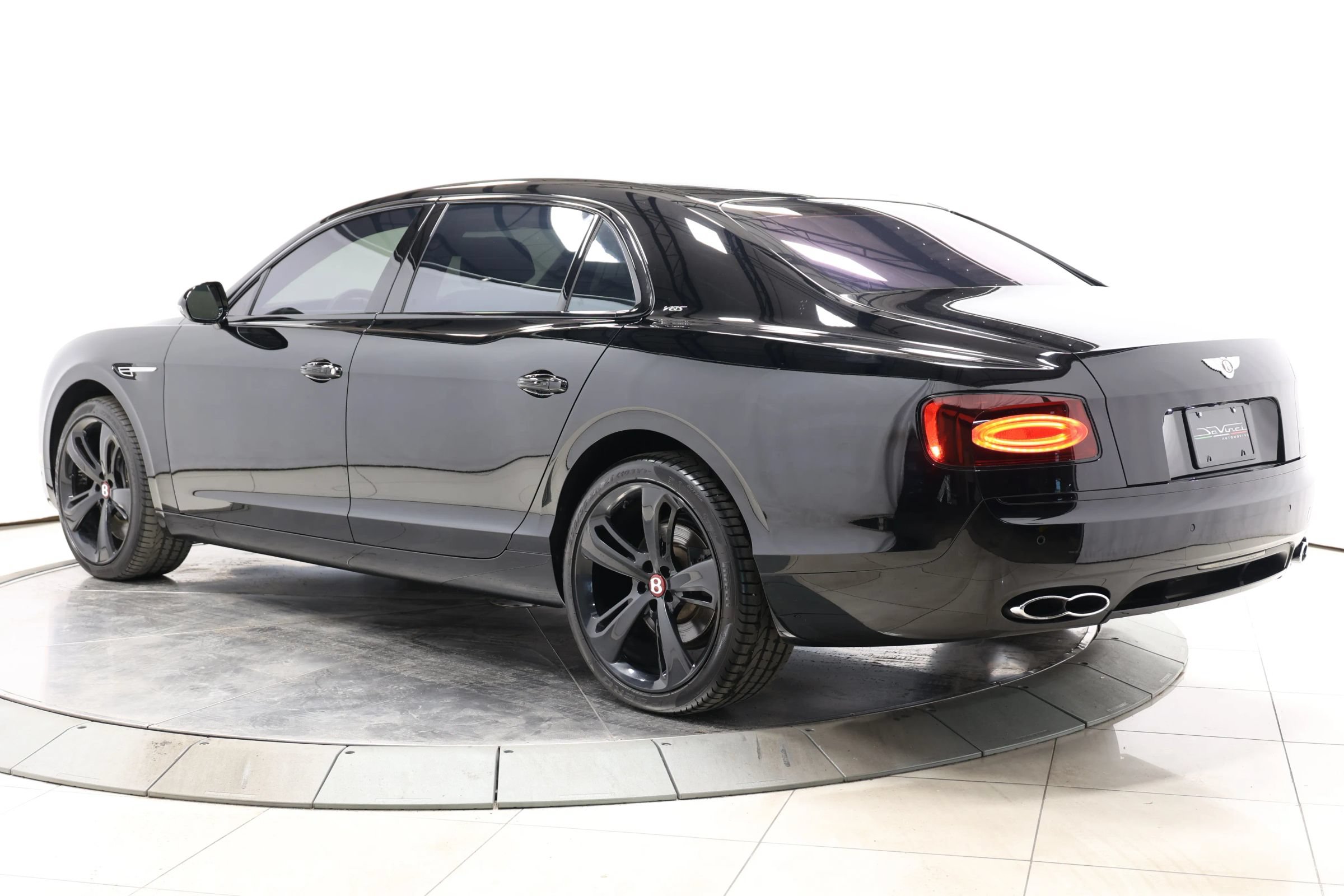 Used 2018 Bentley Flying Spur S V8 w/ Black Edition AWD/4WD image 67