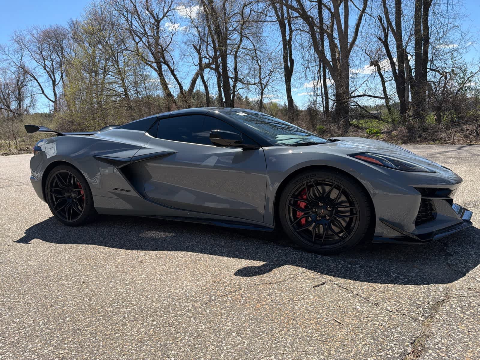 Used 2024 Chevrolet Corvette Z06 w/ Z07 Performance Package RWD image 6