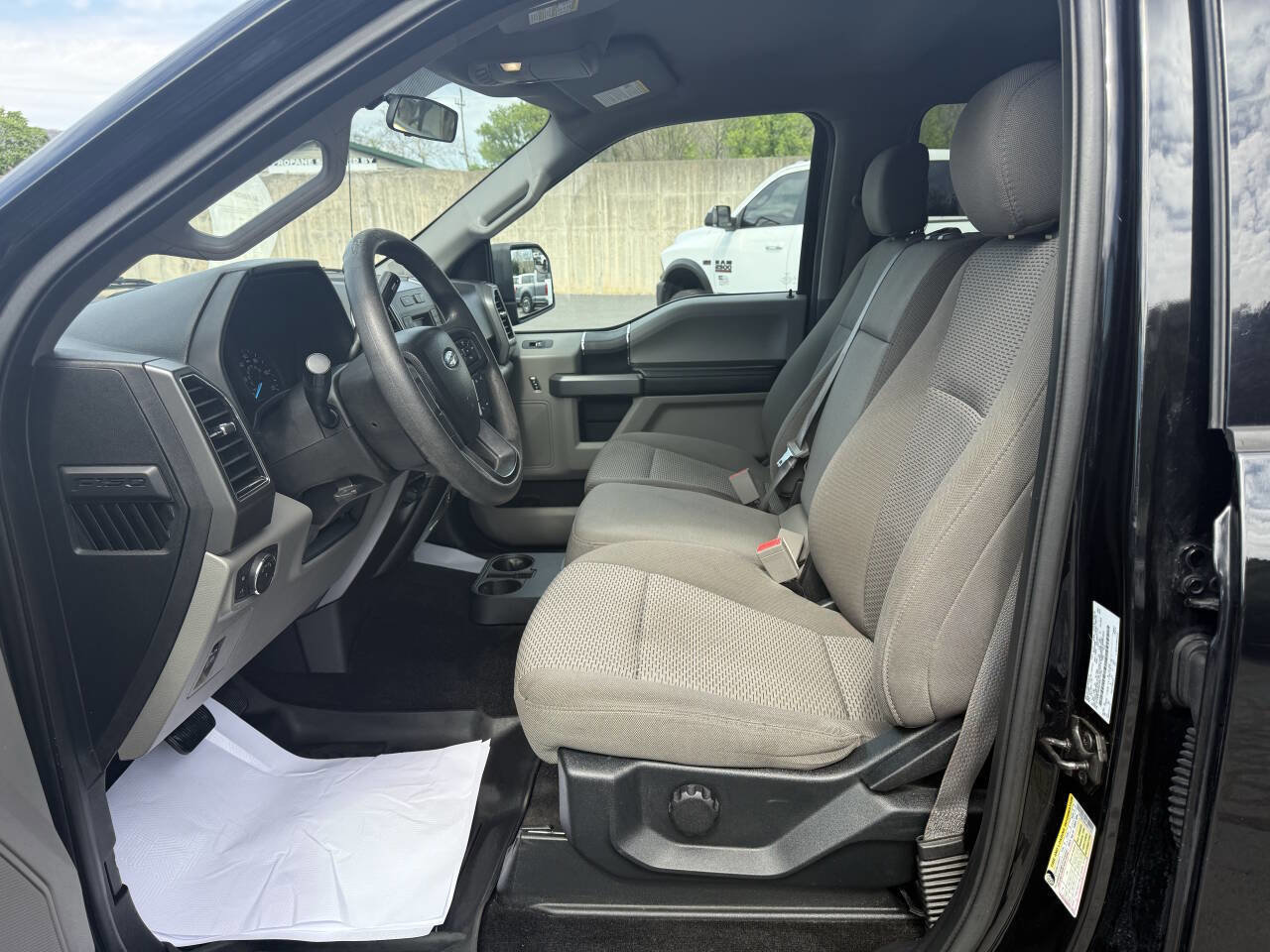 Used 2018 Ford F150 XLT w/ Max Trailer Tow Package image 23