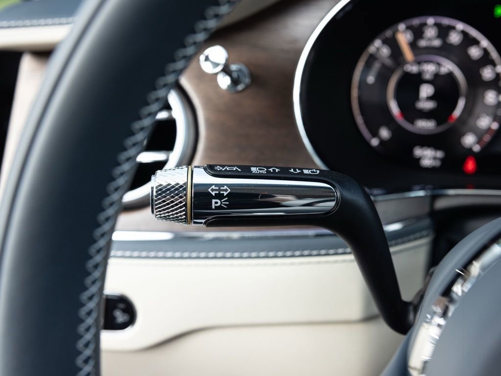 New 2026 Bentley Flying Spur Plug-In Hybrid AWD/4WD image 43