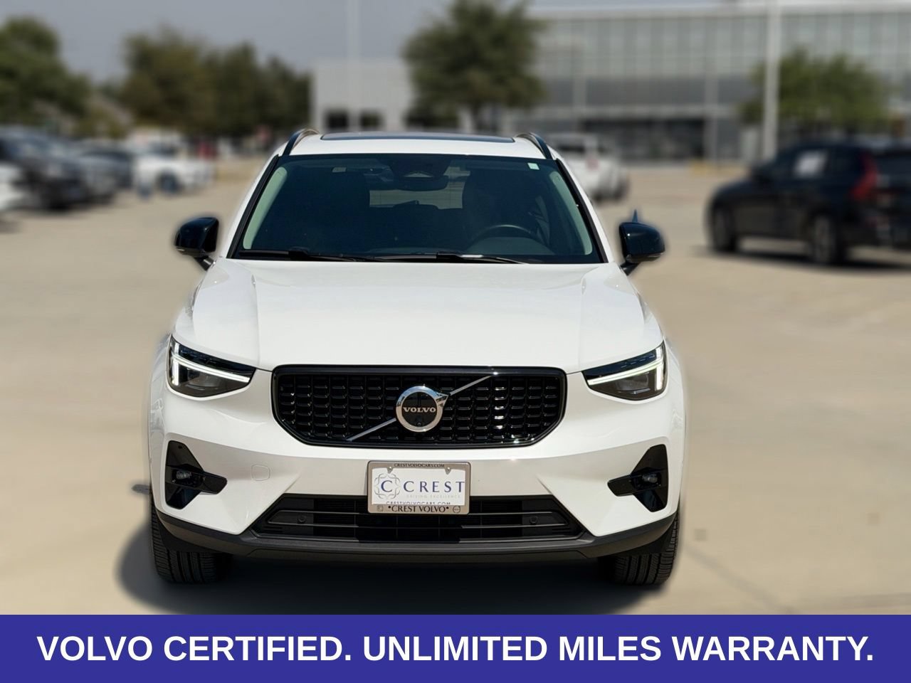 Certified 2026 Volvo XC40 B5 Plus AWD/4WD image 3