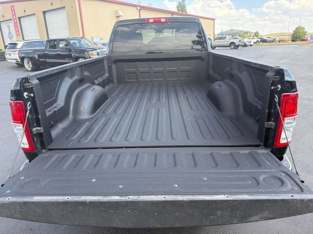 Used 2022 RAM 2500 Big Horn AWD/4WD image 28