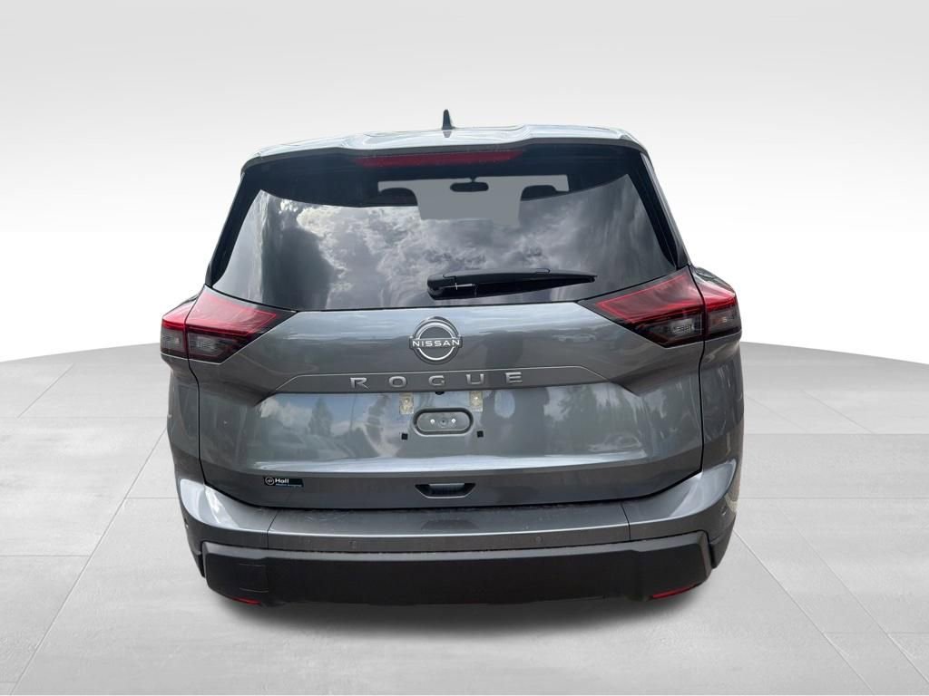 Used 2026 Nissan Rogue S image 7