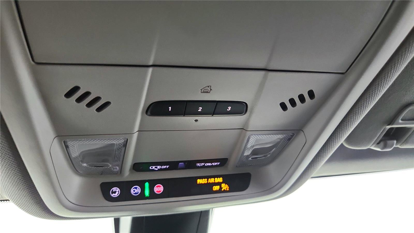 Used 2025 Chevrolet Blazer LT w/ Convenience Package AWD/4WD image 28