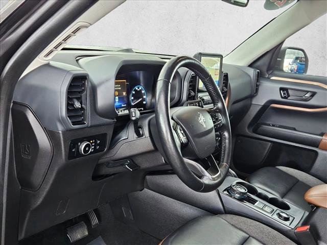 Used 2023 Ford Bronco Sport Outer Banks AWD/4WD image 10