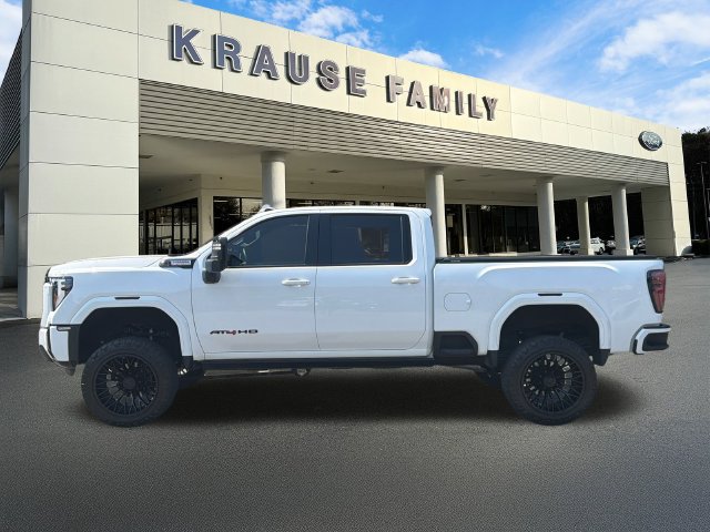 Used 2025 GMC Sierra 2500 AT4 w/ AT4 Premium Plus Package AWD/4WD image 4