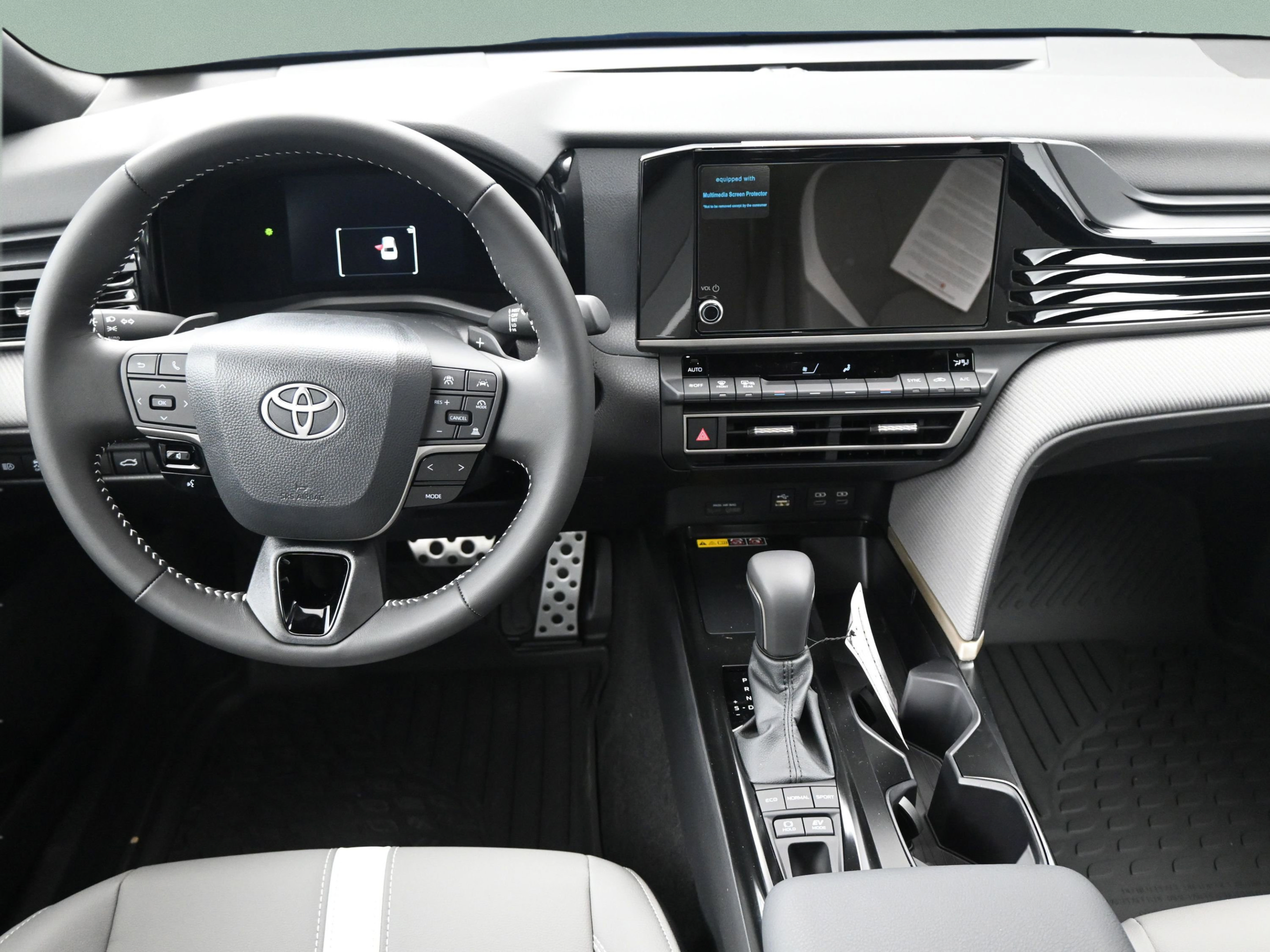 New 2026 Toyota Camry SE FWD image 30