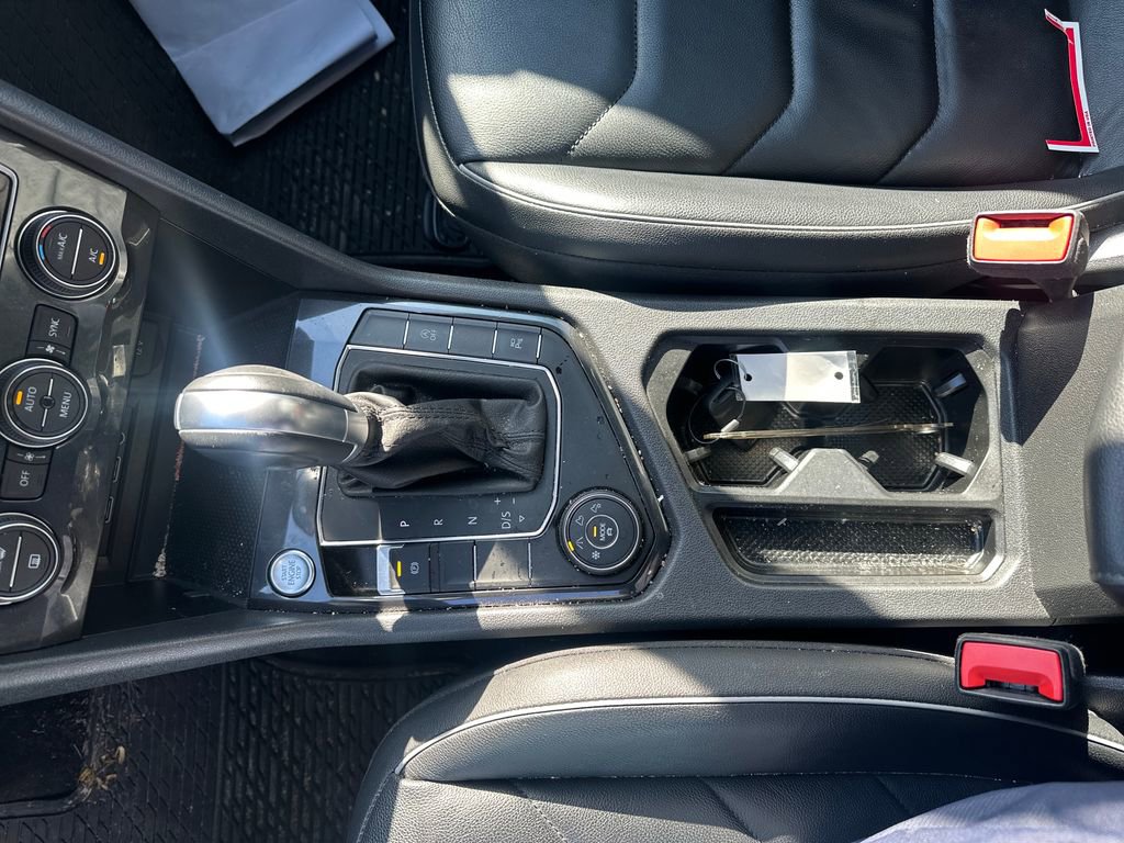 Used 2019 Volkswagen Tiguan SEL Premium AWD/4WD image 12