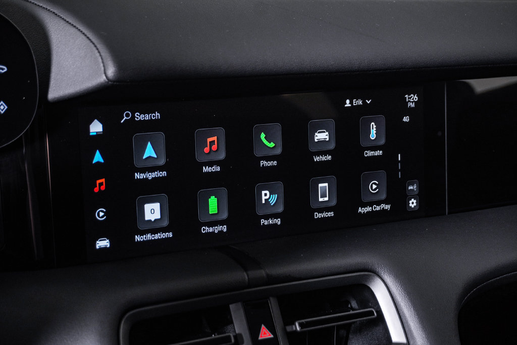 Certified 2025 Porsche Taycan AWD/4WD image 22