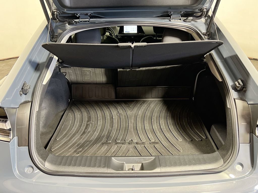 Used 2023 Toyota Prius Prime FWD image 23
