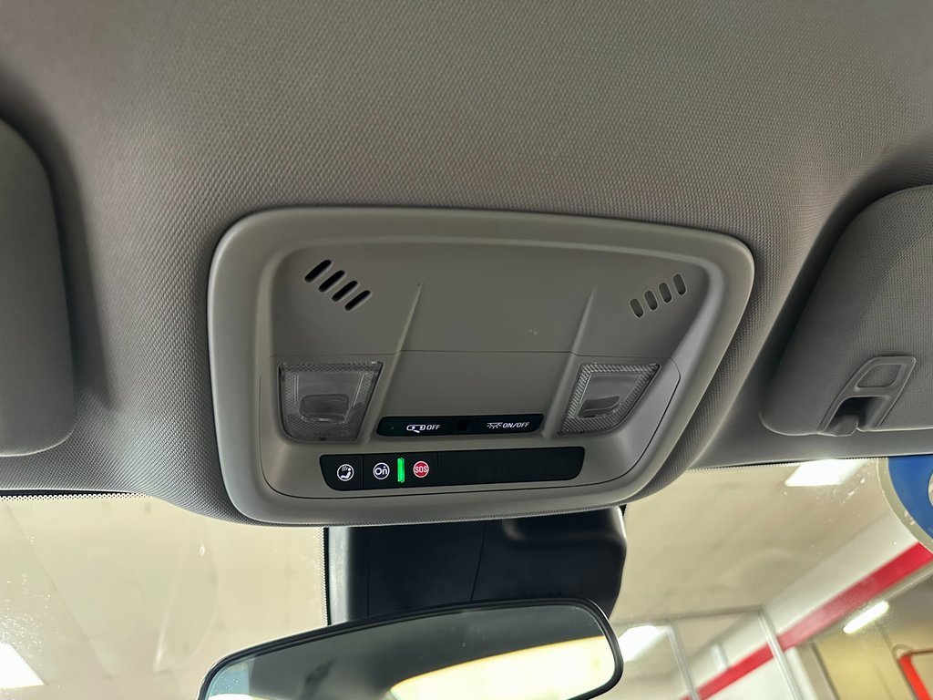 Used 2023 Chevrolet Malibu LT image 29