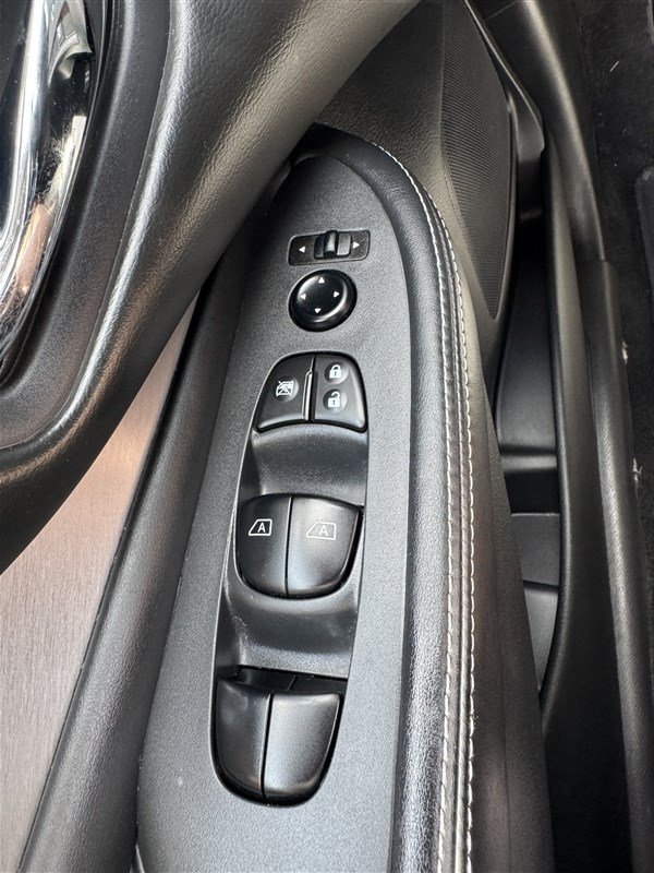 Used 2019 Nissan Murano SV AWD/4WD image 22