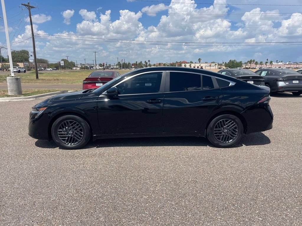 Used 2026 Nissan Sentra SV w/ Floor Mat Package FWD image 4