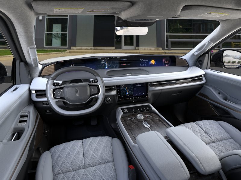 New 2026 Lincoln Navigator L Black Label AWD/4WD image 9