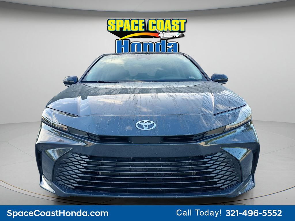 Used 2025 Toyota Camry LE FWD image 8