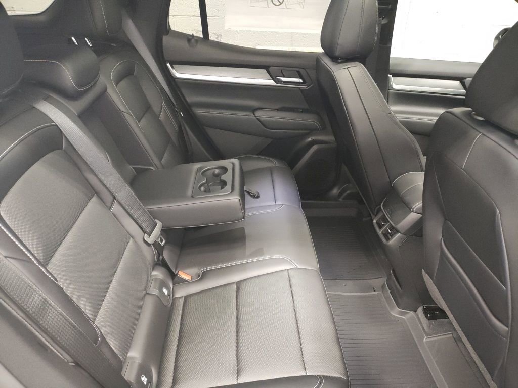 New 2026 GMC Terrain Elevation image 12