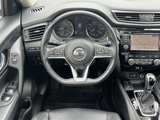 Used 2018 Nissan Rogue SL w/ Premium Package AWD/4WD image 17