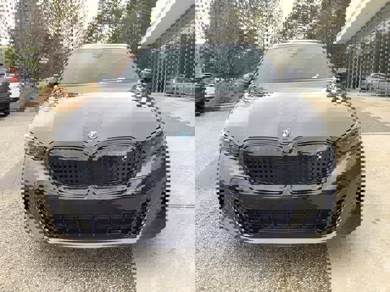 Used 2025 BMW i5 eDrive40i w/ M Sport Package image 3