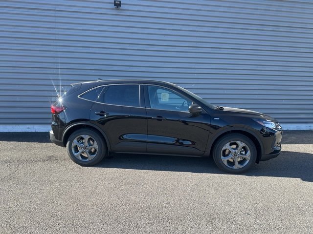 New 2026 Ford Escape ST-Line w/ Tech Pack #1 image 2