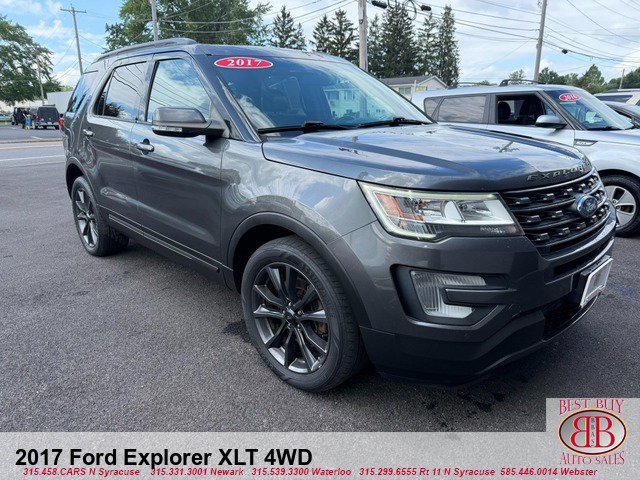 Used 2017 Ford Explorer XLT w/ Equipment Group 202A AWD/4WD image 1
