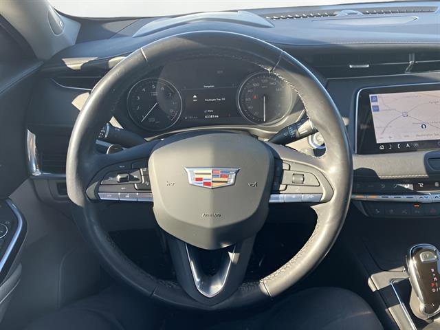 Used 2020 Cadillac XT4 Premium Luxury image 14