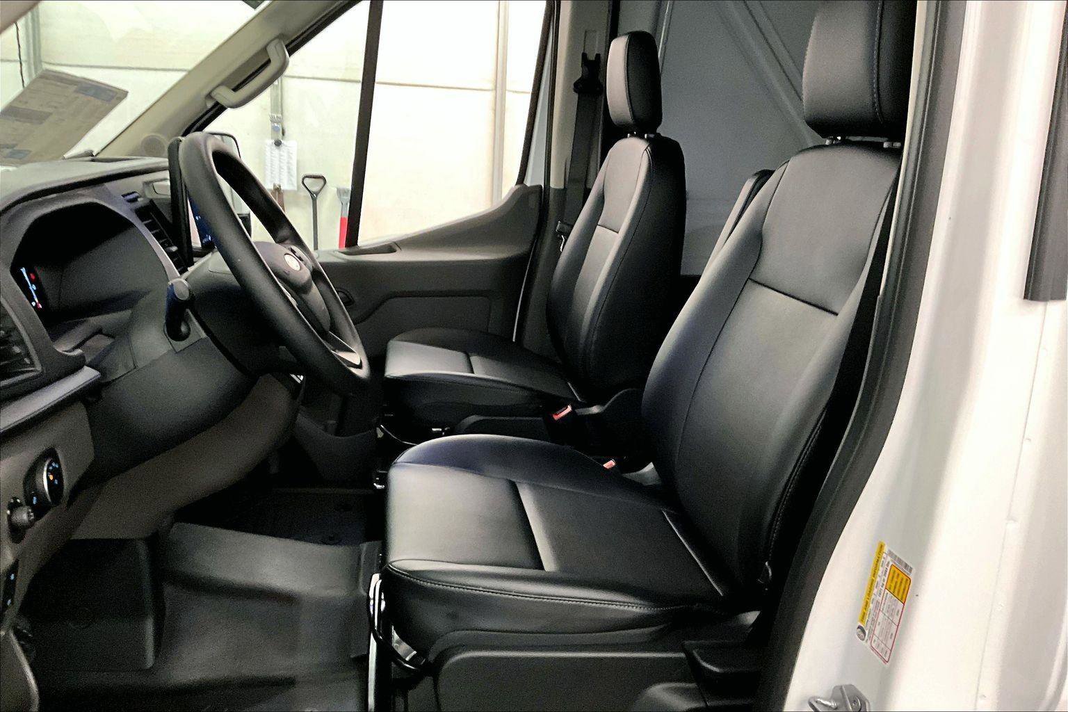 New 2026 Ford Transit 250 148 Medium Roof Extended AWD image 24