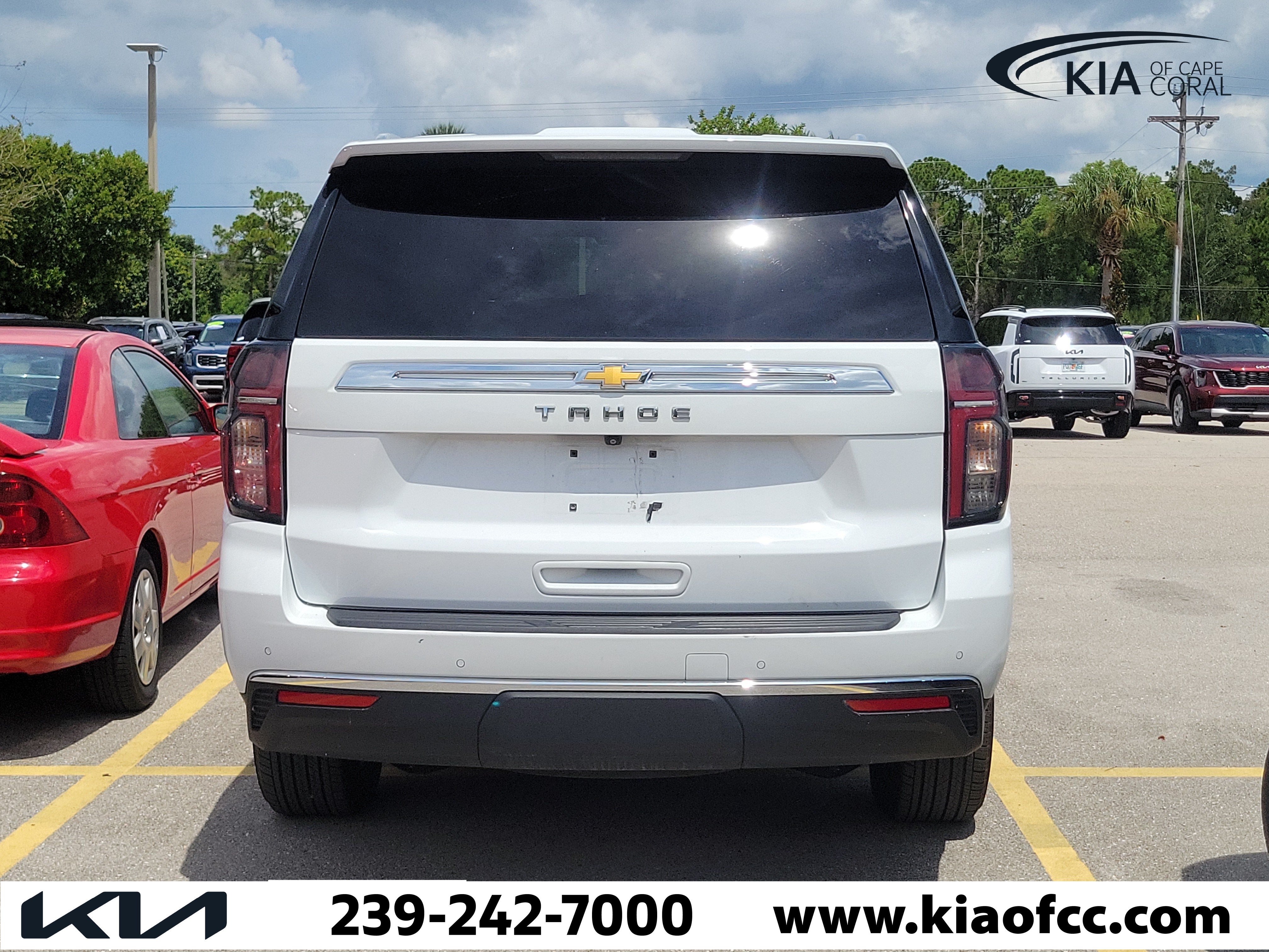 Used 2023 Chevrolet Tahoe LS RWD image 4