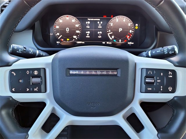 Used 2025 Land Rover Defender 110 S image 11
