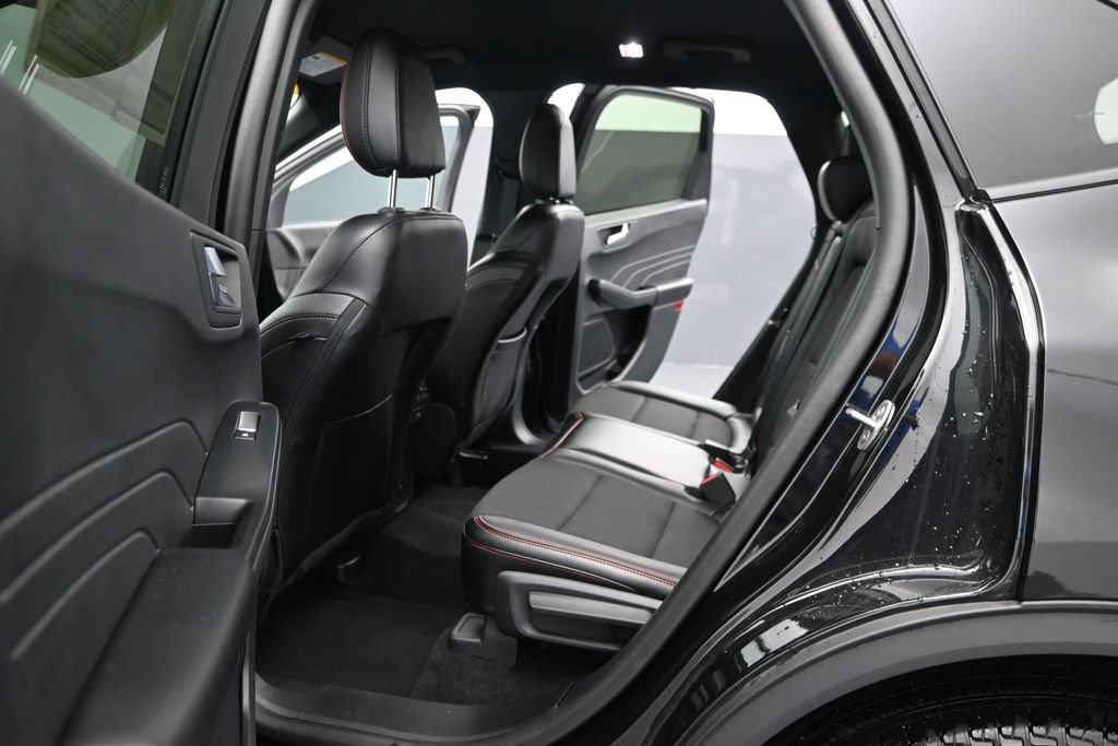 Used 2025 Ford Escape ST-Line AWD/4WD image 12