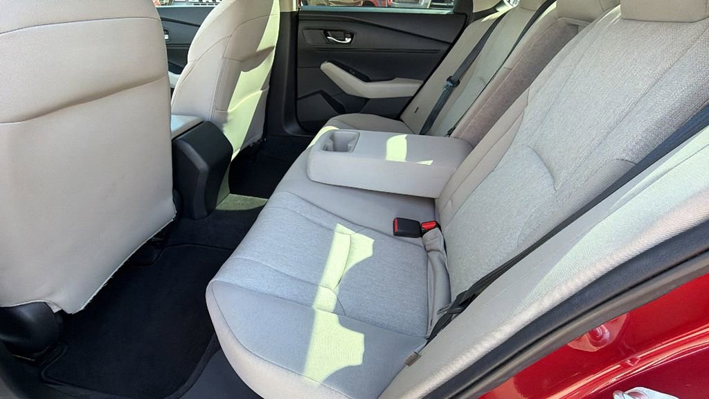 Used 2023 Honda Accord EX image 16