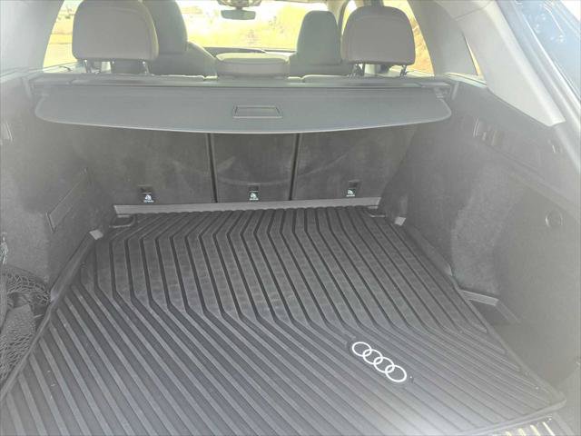 Used 2025 Audi Q5 Premium Plus w/ Premium Plus AWD/4WD image 14