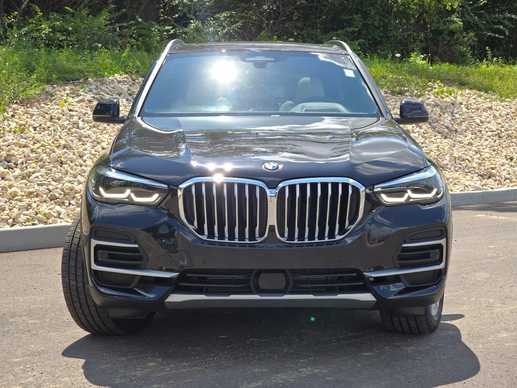 Used 2022 BMW X5 xDrive40i AWD/4WD image 9