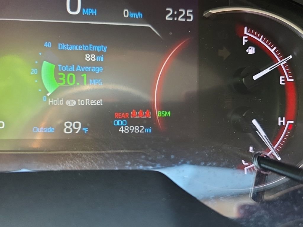 Used 2024 Toyota RAV4 XLE FWD image 24