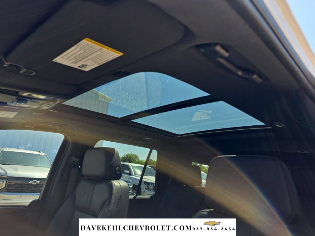 Used 2023 Chevrolet Tahoe RST w/ Luxury Package AWD/4WD image 19