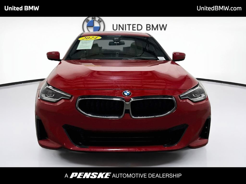Used 2024 BMW 230i Coupe w/ Convenience Package RWD image 2