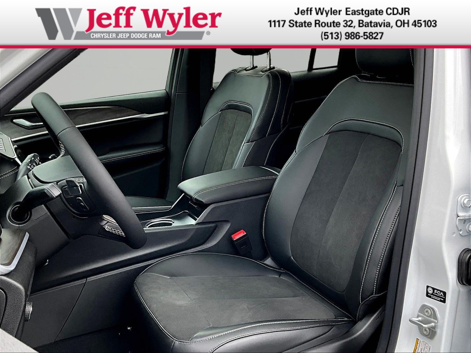 New 2026 Jeep Grand Cherokee Altitude AWD/4WD image 17