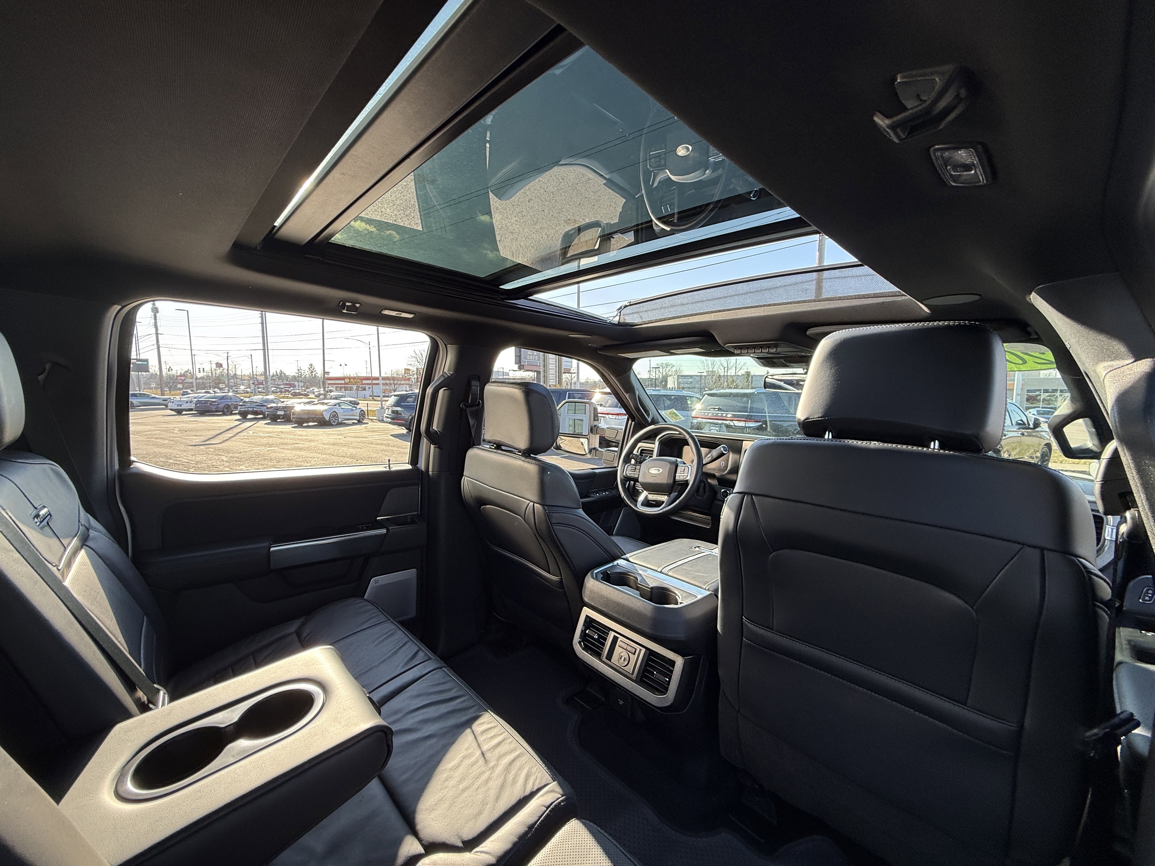 Used 2025 Ford F450 Platinum image 32