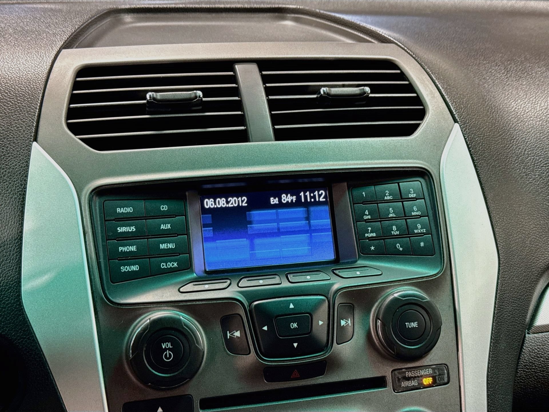 Used 2013 Ford Explorer XLT AWD/4WD image 13
