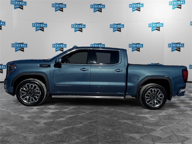 Used 2024 GMC Sierra 1500 Denali Ultimate image 2