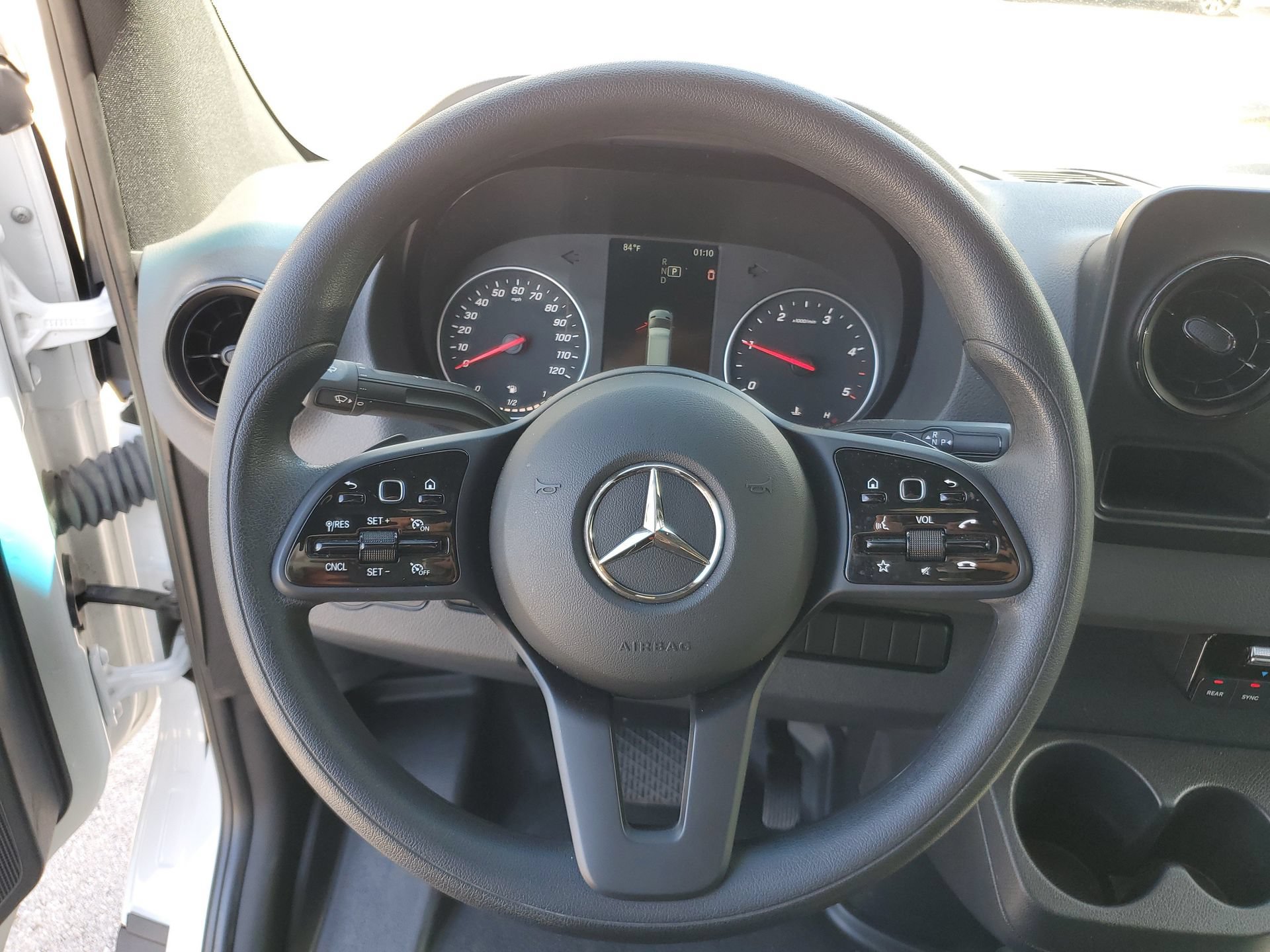 Used 2024 Mercedes-Benz Sprinter 2500 image 22