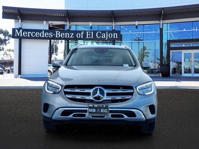 Certified 2022 Mercedes-Benz GLC 300 image 2
