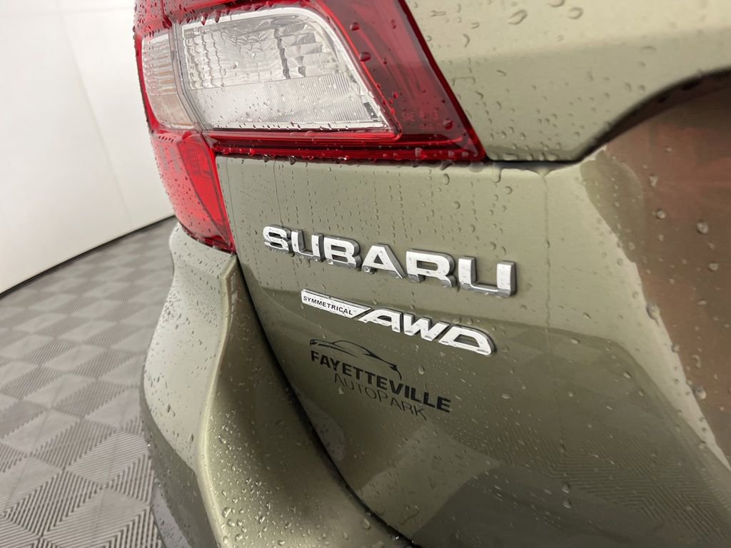 Used 2019 Subaru Outback 2.5i Touring image 3