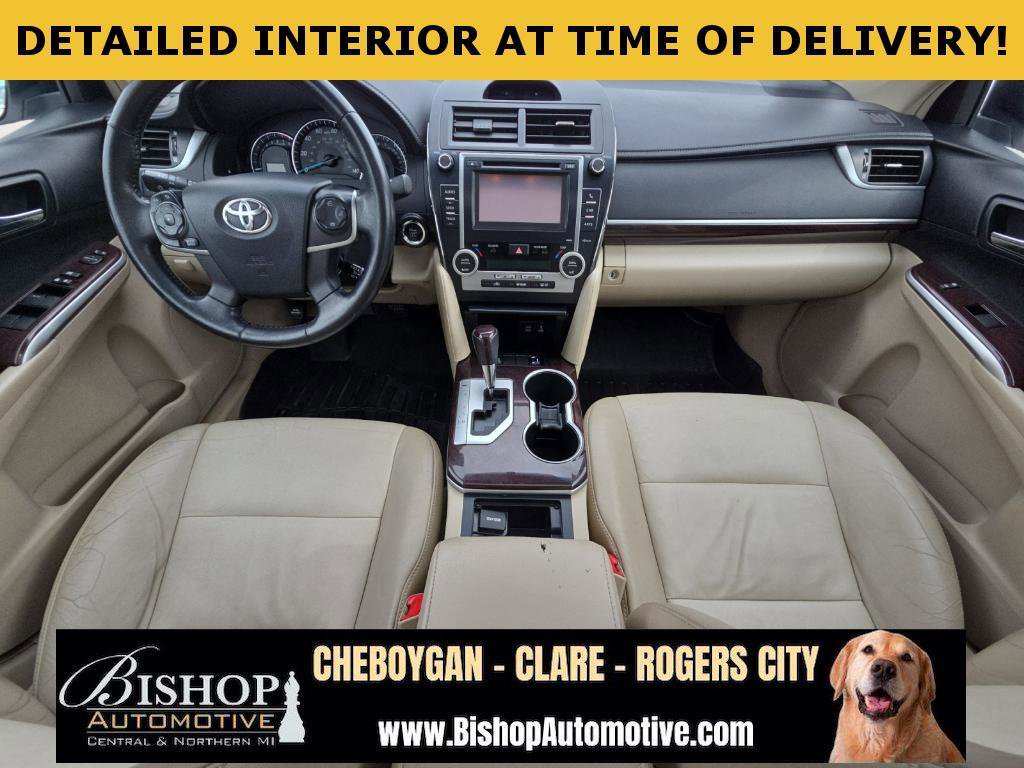 Used 2013 Toyota Camry XLE w/ Leather Pkg image 6