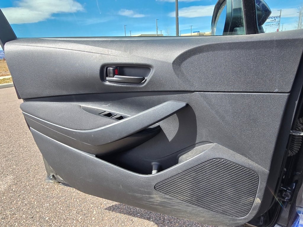 Used 2023 Toyota Corolla LE w/ Carpet Mat Package (TMS) image 16
