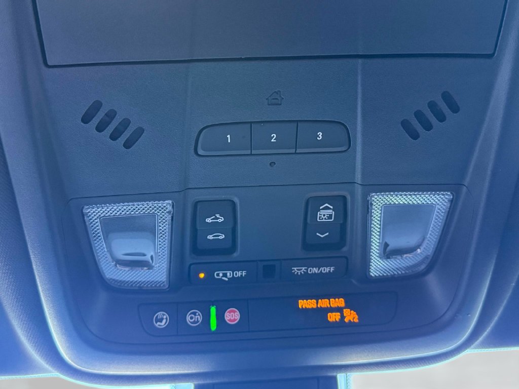 Certified 2025 Cadillac XT6 Luxury AWD/4WD image 29