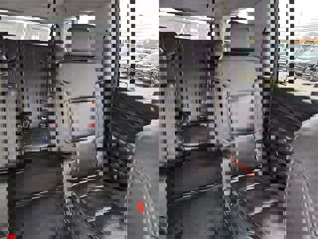 Certified 2020 GMC Yukon XL SLT image 15