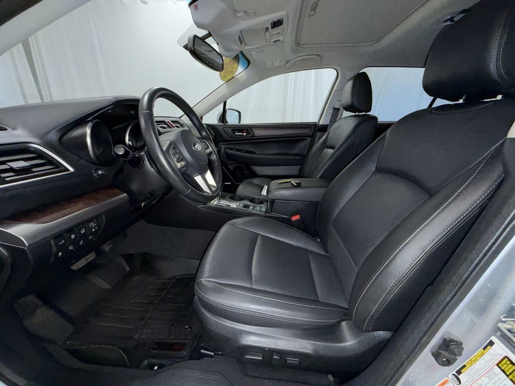 Used 2016 Subaru Outback 2.5i Limited image 11