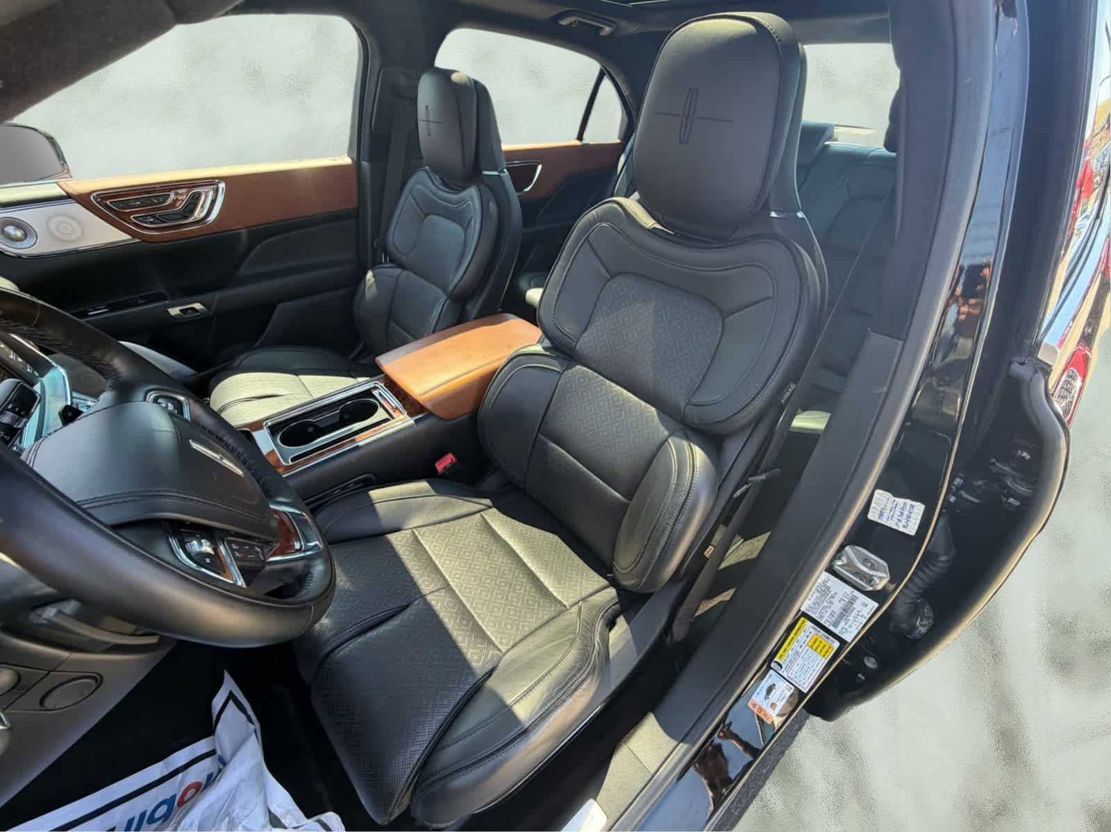 Used 2019 Lincoln Continental Black Label AWD/4WD image 10